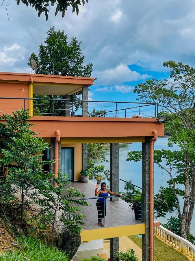 La Maison Rivaria Votre Maison De Vacances Au Luxe Intime Et Au Confort Absolu Au Bord De La Mer Villa Ile Sainte-Marie Exterior photo